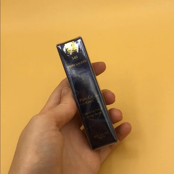 FINAL PRICE DROP New Estée Lauder Pure Color Envy Liquid Lip Potion - Picture 2 of 6